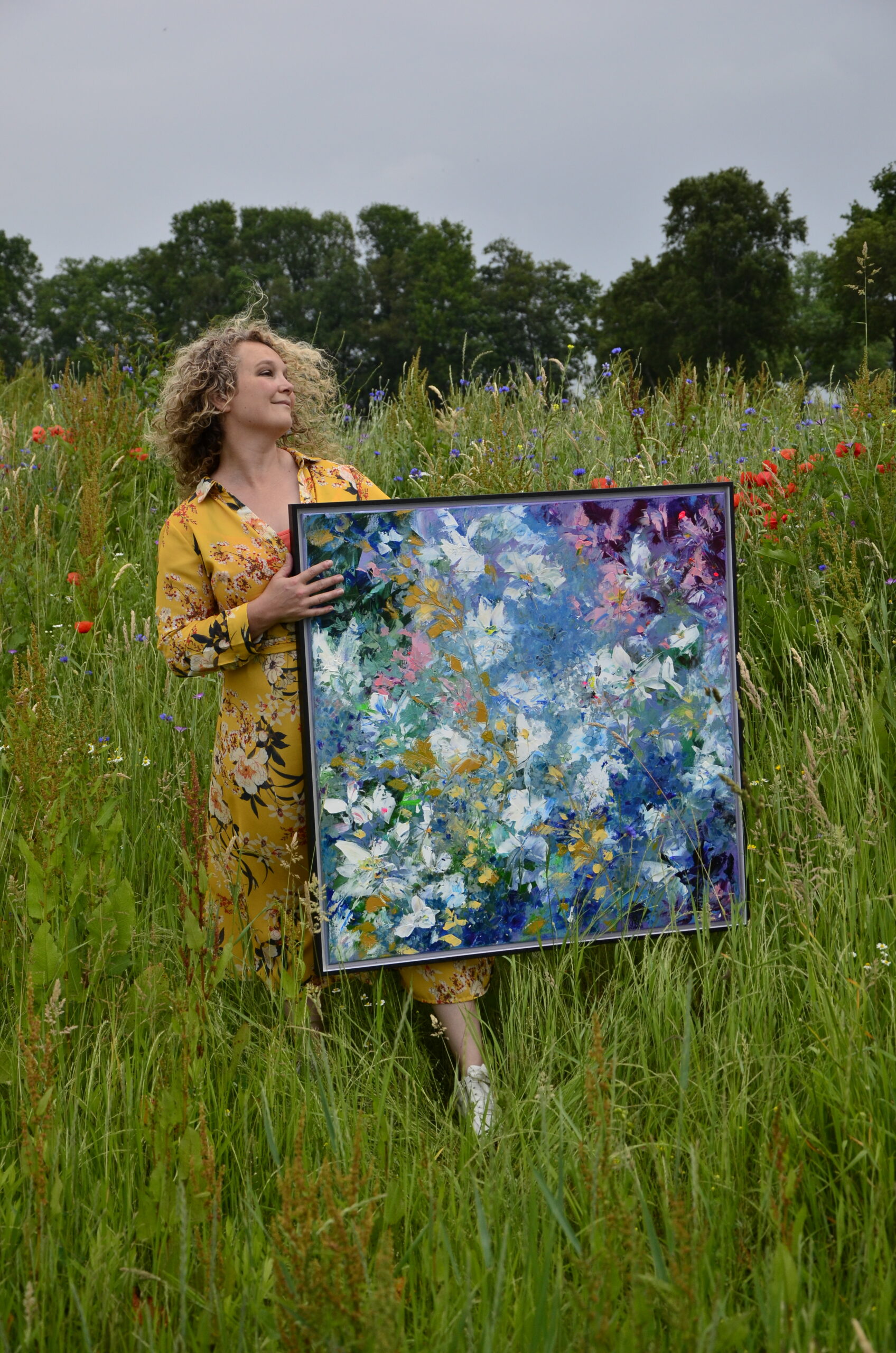 Eva van de Burgt in het veld